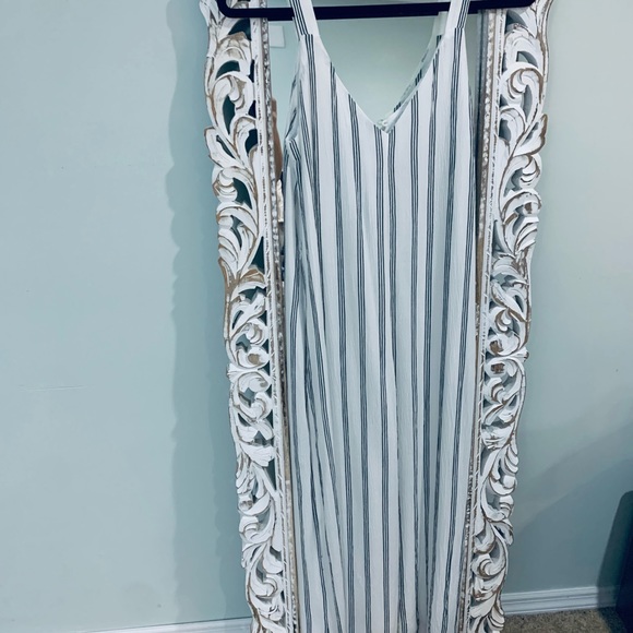 NWT American Eagle Jumpsuit - Picture 2 of 3